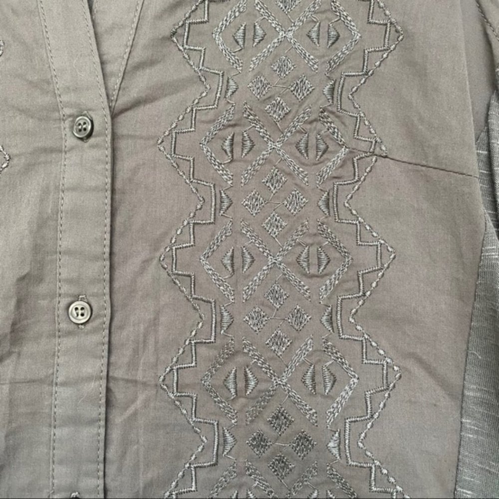 NWOT rxb Green Embroidered Tank - Picture 4 of 6
